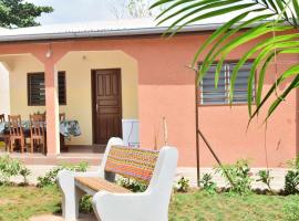 Akwa Guesthouse Cotonou，位于科托努的住宿加早餐旅馆