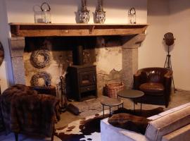 Luxe gîte met authentieke kamers in de Creuse, France，位于Vallières的酒店