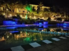 Indismart Woodbourne Resort