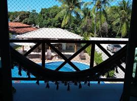 Guarajuba! Excelente localização, Lindo, confortável e decorado!，位于瓜拉久巴的度假屋