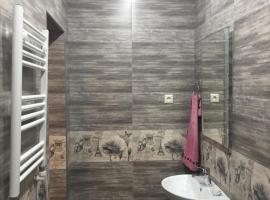 Hotel Tonratun Ashtarak，位于Ashtarak的酒店