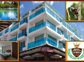Hotel La Roca San Rafael，位于圣拉菲尔的酒店