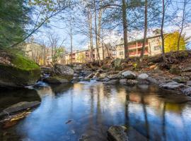 Holiday Inn Club Vacations Oak n Spruce Resort in the Berkshires，位于South Lee的酒店