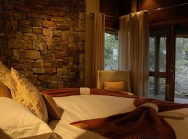 Buffalo Ridge Safari Lodge，位于马迪克韦狩猎保护区的山林小屋