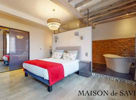 Maison de Save，位于利勒茹尔丹拉斯馬丁斯高尔夫球场附近的酒店