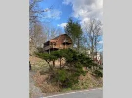 Regent Hilltop Cabin