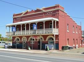 Tattersalls Hotel Greta，位于Greta的酒店