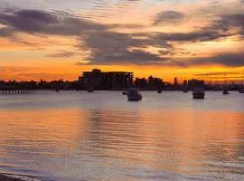 Amazing condo Sea Front top location in La Paz - salty water pool and jacuzzis