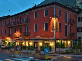 Bes Hotel Papa San Pellegrino Terme，位于圣佩莱格里诺温泉的酒店