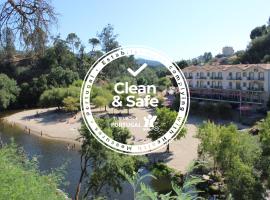 贝拉岛酒店，位于São Gemil的酒店