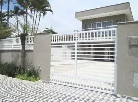 Linda Casa Pe na Areia