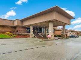 Comfort Inn & Suites - Pittsburgh North，位于Montrose Hill的酒店