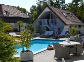 Gîte de la Villa de la Croix avec piscine et parking à 4 minutes de l'A26