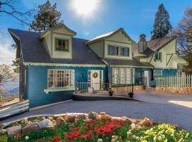 The Sky View Inn at Lake Arrowhead，位于Skyforest的酒店