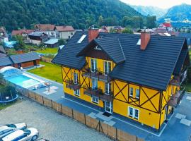 Willa Szczepaniak&oacute;wka，位于什恰夫尼察的带泳池的酒店