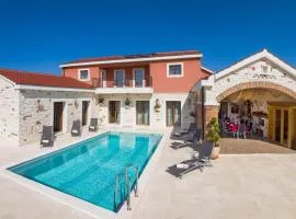 Villa Mediterranean Paradise
