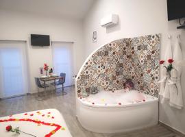 ERES EMÉRITA "Apartamentos & Suites"，位于梅里达的酒店