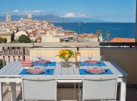 High Standing with Incredible Old Antibes and Sea views