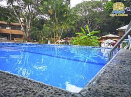 Cotlamani Hotel Aventura，位于JalcomulcoPescados River附近的酒店