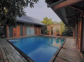 Ayom Java Village Solo，位于梭罗的度假短租房