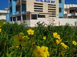 Hotel Blue Sky - San Foca，位于新福卡的酒店