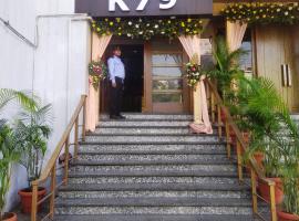HOTEL K79，位于索纳里机场 - IXW附近的酒店