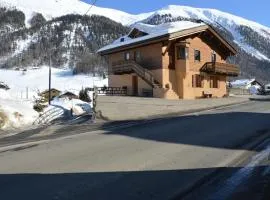 Chalet Aura