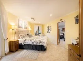 Enchanter Ocean View Suites