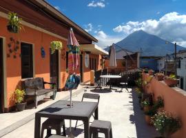 Hospedaje El Viajero Antigua，位于危地马拉安地瓜的酒店