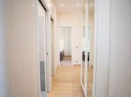 Noliday Suite Riviera Luxury Sea Flat，位于诺利的酒店