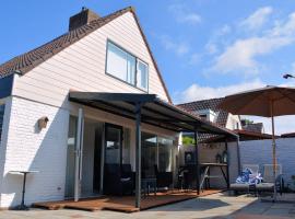 Lovely Holiday Home in Noordwijkerhout near Lake，位于诺德克豪特的酒店