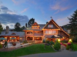 Bob Timberlake Inn at Chetola Resort，位于布洛英罗克山的酒店