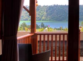 BUYAN LODGE lake view villa，位于贝都古的酒店