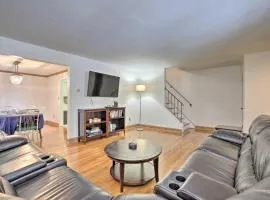Pittsburgh Townhome about 5 Miles to Market Square