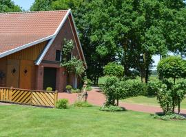 Holiday home in Lindern with garden，位于韦尔特的度假屋