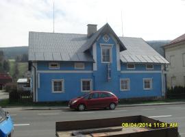 Modrý Dům，位于上马尔绍夫的酒店