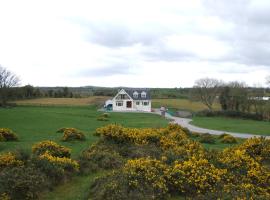 The Curragh Country House Accommodation，位于纽布里奇The Curragh Golf Club附近的酒店