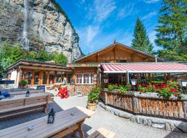 Camping Jungfrau，位于劳特布龙嫩的酒店