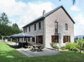 Villa in the Ardennes with fitness room and sauna，位于杜柏的度假屋