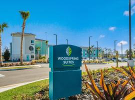 WoodSpring Suites Bradenton，位于布雷登顿的酒店