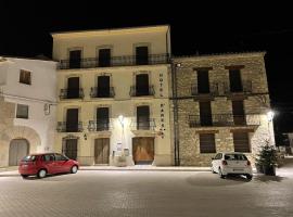Hotel de Ares，位于Ares del Maestre的酒店
