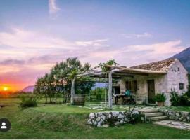 Vineyard Eco Cottage near Dubrovnik，位于格鲁达的木屋