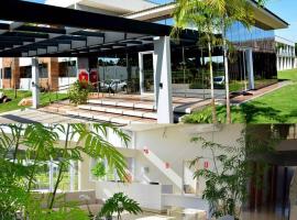 Hotel D'Leon