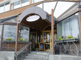 库姆拉酒店，位于Kumla的带热水浴缸的酒店