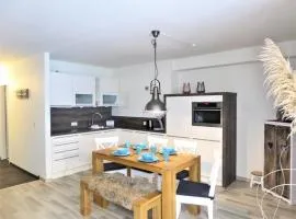 Magic Mountain Winterberg Ferienwohnung Pool Sauna 4 Pers Wifi near Ski Lift