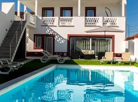 Casa dos Rosas，位于加维昂的带泳池的酒店