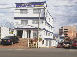 HOTEL LA RUEDA SR，位于巴尔博萨的酒店