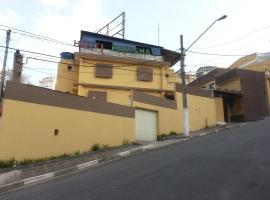 Hotel Karisma II，位于圣贝尔纳多-杜坎普的酒店