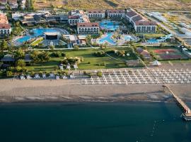 Akra Fethiye Tui Blue Sensatori - Ultra All Inclusive，位于费特希耶的酒店