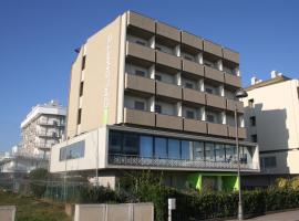 Hotel Diplomatic，位于贝拉里亚-伊贾马里纳的酒店